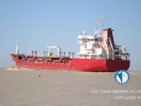 ناقلة نفط / مواد كيميائية للبيع