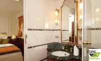 سفينة سياحية للبيع
