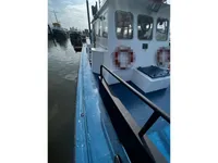 زورق دورية للبيع