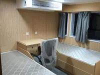 قارب مزدوج الهيكل للبيع