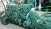قوارب العمل للبيع