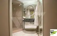 سفينة سياحية للبيع