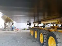 قوارب العمل للبيع