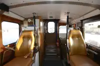 قارب طيار للبيع