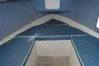 قوارب العمل للبيع