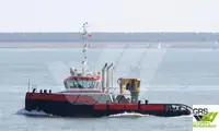 قوارب العمل للبيع
