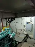 قوارب العمل للبيع