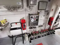 سفينة نقل بضائع بالمركبات (Ro-Ro) للبيع