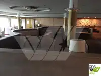 سفينة سياحية للبيع