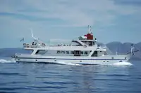 سفينه سياحيه للبيع