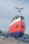 قوارب العمل للبيع