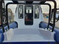 قارب مطاطي صلب للبيع