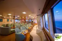 سفينة سياحية للبيع