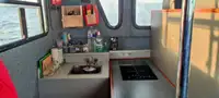 سفينة حاويات للبيع
