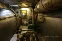 قارب مزدوج الهيكل للبيع