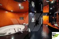 سفينة سياحية للبيع
