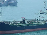 ناقلة نفط / مواد كيميائية للبيع