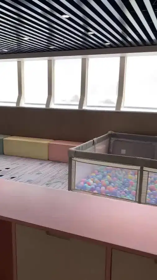 سفينة سياحية للبيع