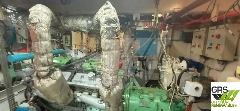 سفينة إمداد للبيع