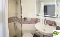 سفينة عبّارة للبيع