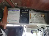 قارب نجاة للبيع