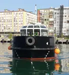قوارب العمل للبيع