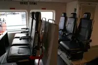قارب مزدوج الهيكل للبيع