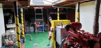 قوارب العمل للبيع