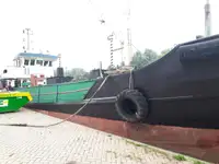 Oil/Chemical tanker للبيع