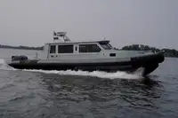 زورق دورية للبيع