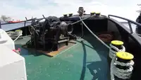 زورق السحب للبيع