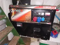 قوارب العمل للبيع