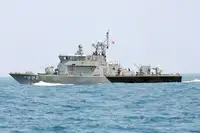 زورق دورية للبيع