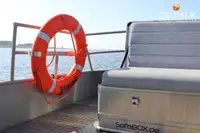 زورق دورية للبيع