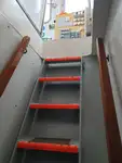 قوارب العمل للبيع