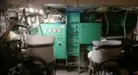 قوارب العمل للبيع