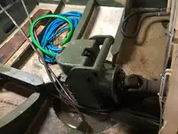 قوارب العمل للبيع