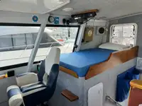 سفينة بحثية للبيع