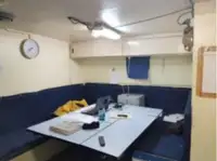 زورق دورية للبيع