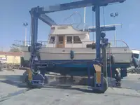 ناقلة نفط / مواد كيميائية للبيع