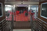 سفينة سياحية للبيع
