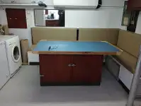 سفينة حاويات للبيع