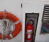 قوارب العمل للبيع