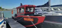 قارب طاقم للبيع