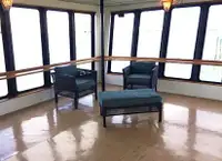 سفينة سياحية للبيع