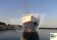 سفينة نقل بضائع بالمركبات (Ro-Ro) للبيع