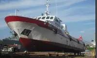 سفينة حاويات للبيع