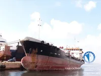 ناقلة نفط / مواد كيميائية للبيع