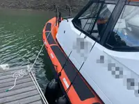 قارب مطاطي صلب للبيع