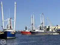 Trawler للبيع
